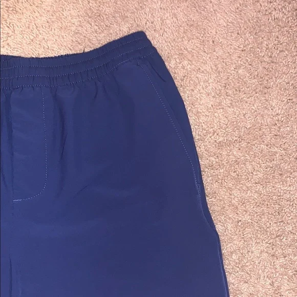 Banana Republic Men's Navy Blue Polyester Elastic Shorts Small - Picture 2 of 9